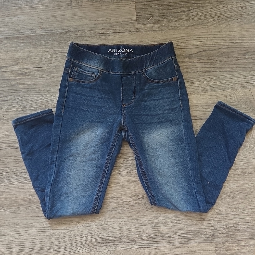 Arizona Jean Company Blue Jeggings with Classic Denim Style